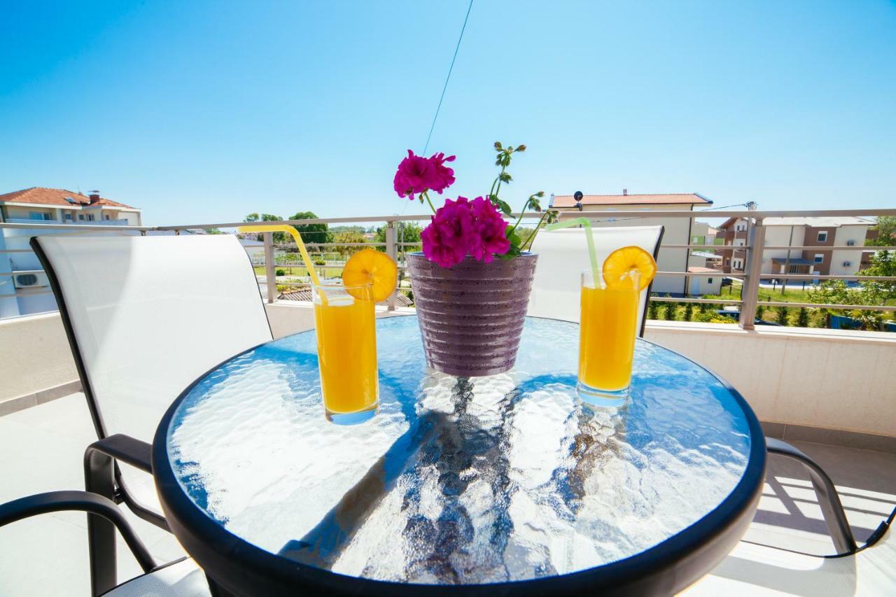 Adriatica Sea & Sun Ulcinj Exterior foto